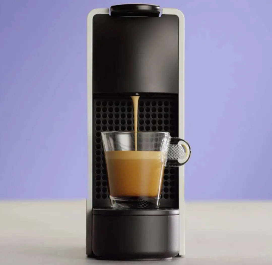 Ekspres do kawy kapsułkowy Krups NESPRESSO XN1111 ESSENZA MINI ze spieniaczem