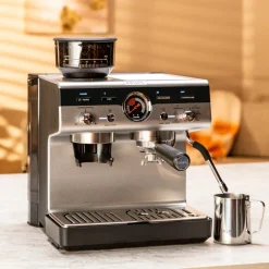 Ekspres do kawy kolbowy z młynkiem KRUPS PRECISION XP801T
