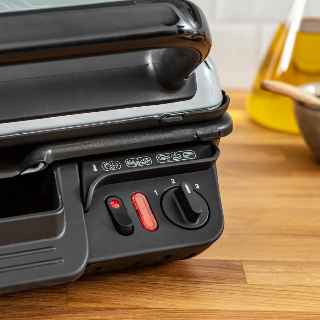 Grill elektryczny TEFAL ULTRACOMPACT 600 GC3050