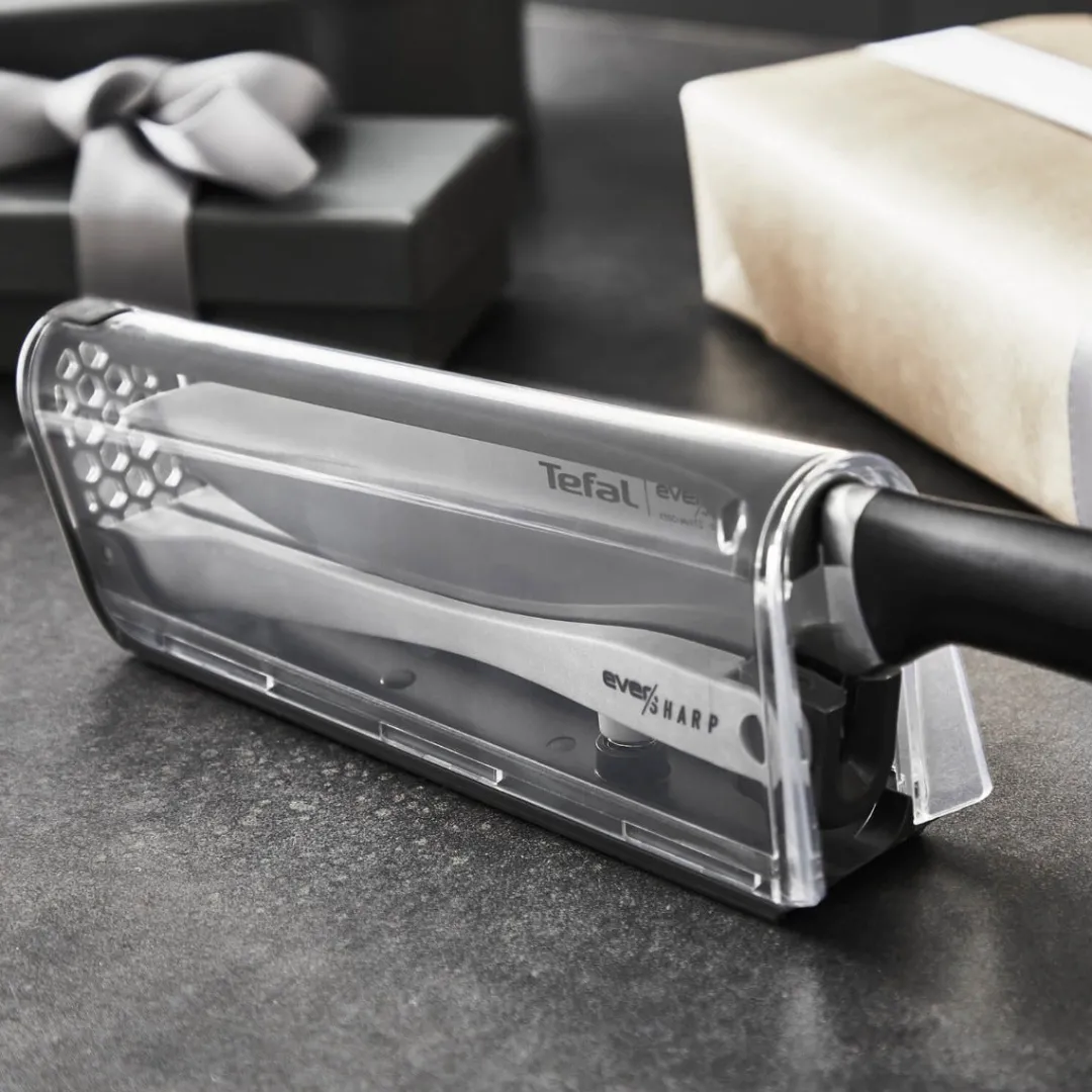 Nóż ze stali nierdzewnej TEFAL EverSharp + ostrzałka