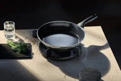 Patelnia do smażenia WMF CeraDur Profi 24cm indukcja