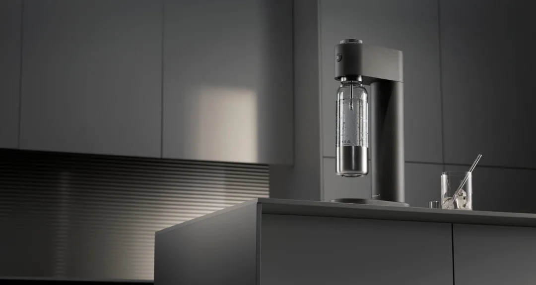 Saturator do wody gazowanej WMF Element One stalowy czarny butelka 750ml