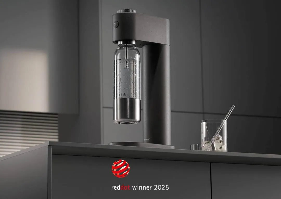 Saturator do wody gazowanej WMF Element One stalowy czarny butelka 750ml