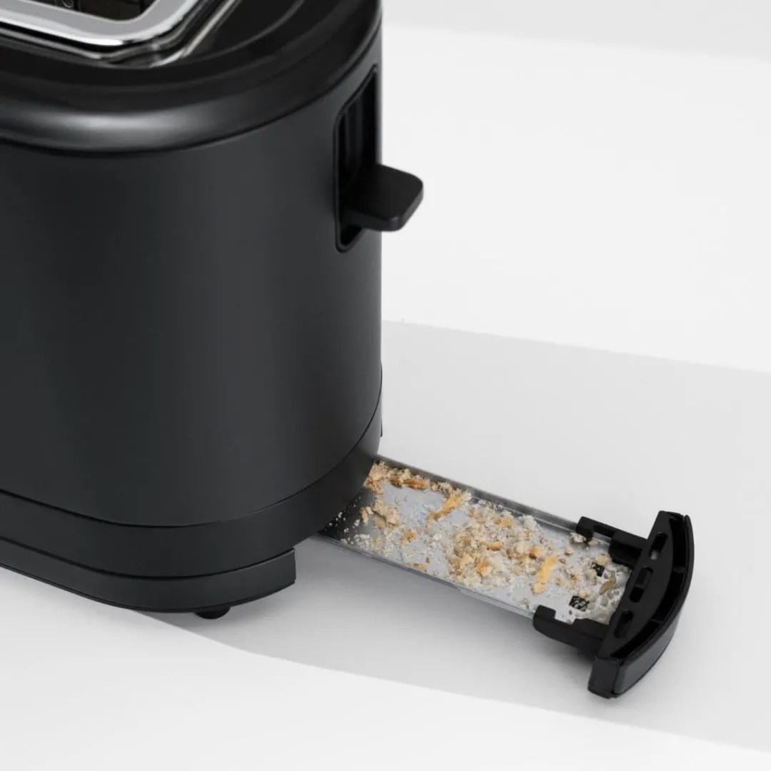 Toster WMF Kitchenminis na jedną kromkę 600 W czarny