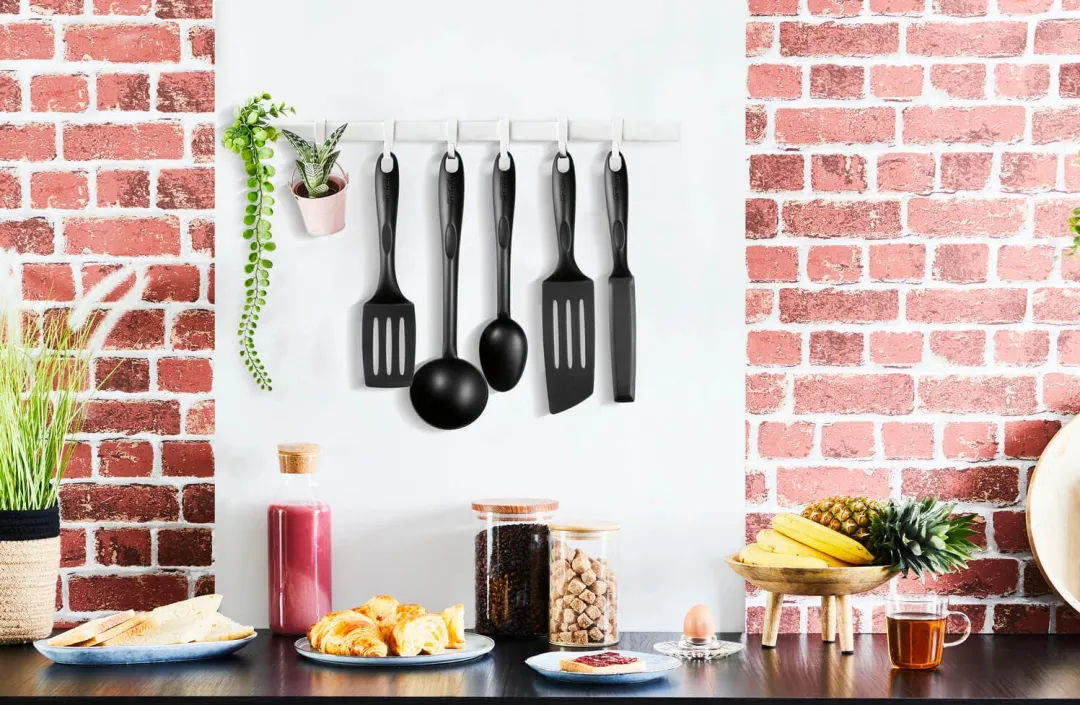 Zestaw akcesoriów kuchennych TEFAL BIENVENUE - 9 elementów