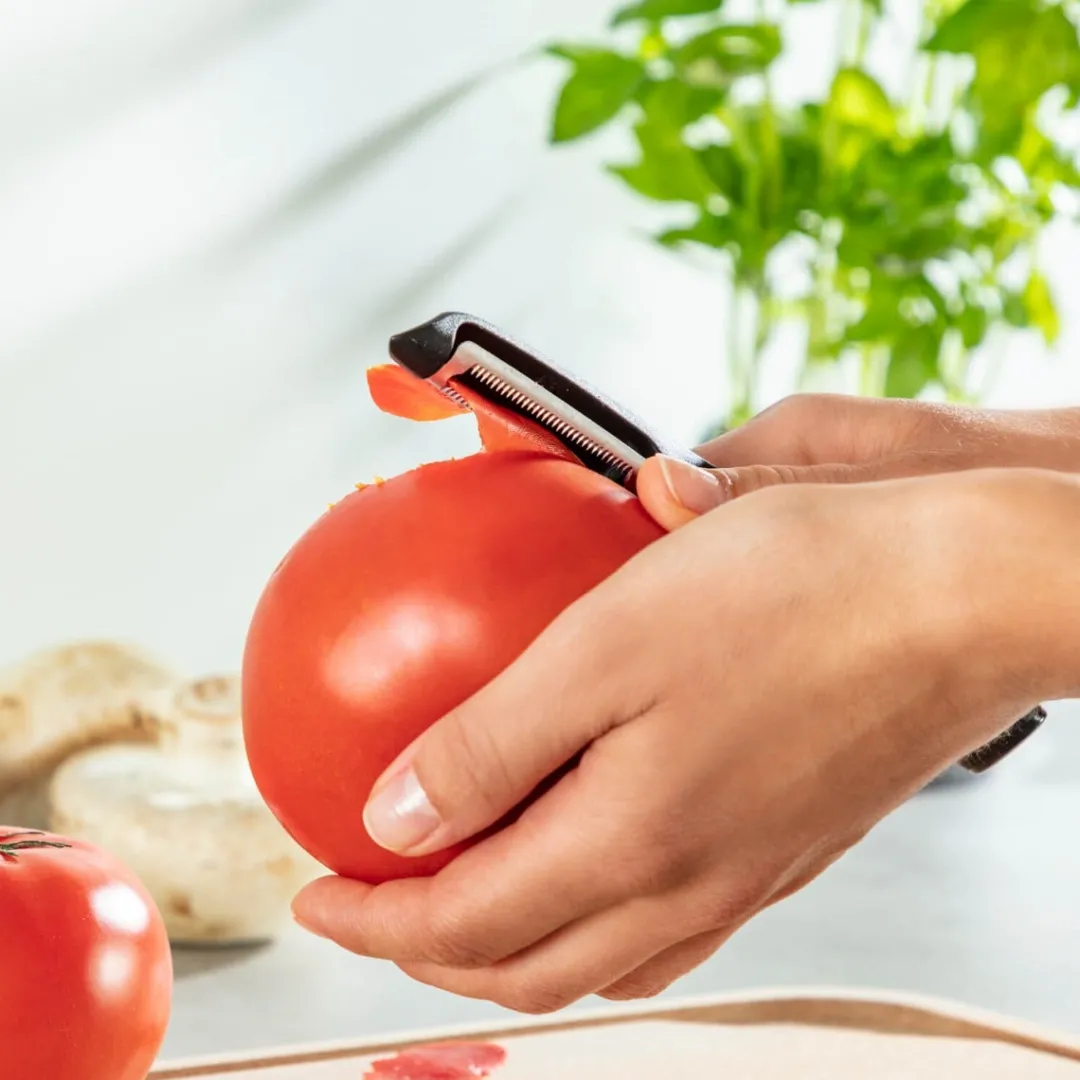 Zestaw noży TEFAL Colorfood 8/8/10 cm + obieraczka